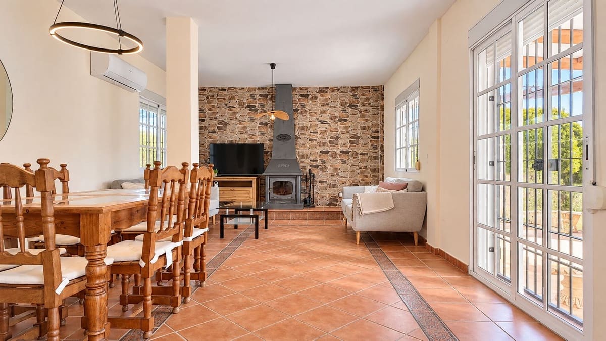 5 slaapkamer Villa te koop in Alhaurin de la Torre met zwembad garage - € 595.000 (Ref: 10086597)