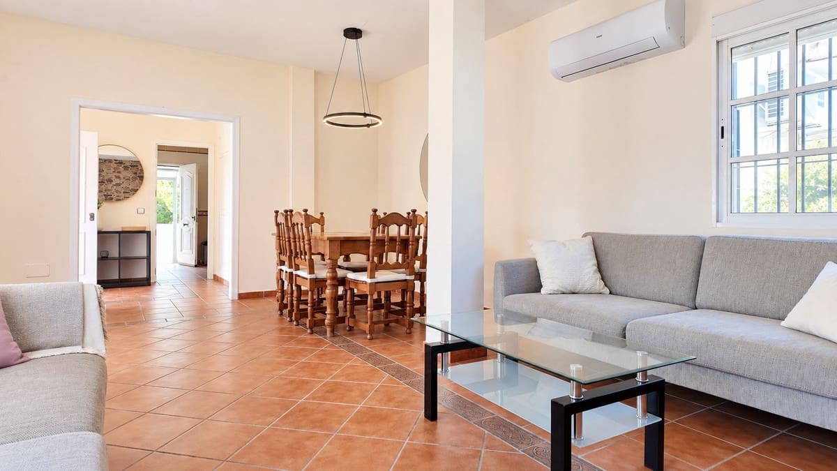 5 slaapkamer Villa te koop in Alhaurin de la Torre met zwembad garage - € 595.000 (Ref: 10086597)