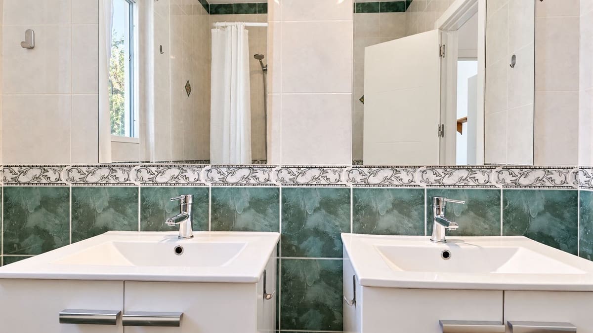 5 slaapkamer Villa te koop in Alhaurin de la Torre met zwembad garage - € 595.000 (Ref: 10086597)