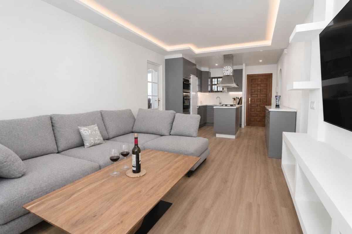 3 quarto Apartamento para venda em Mijas Costa com piscina - 459 000 € (Ref: 10086601)