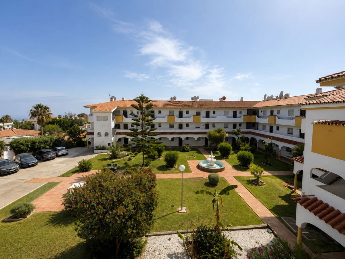 3 quarto Apartamento para venda em Mijas Costa com piscina - 459 000 € (Ref: 10086601)