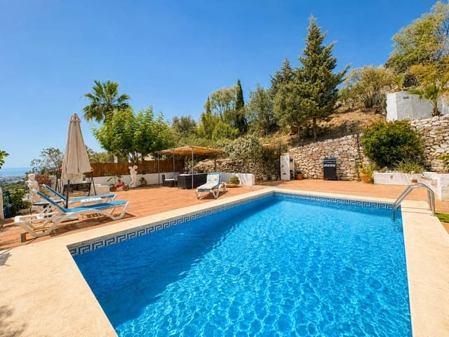 Chalet de 4 habitaciones en Mijas en venta con piscina garaje - 848.000 € (Ref: 10086603)