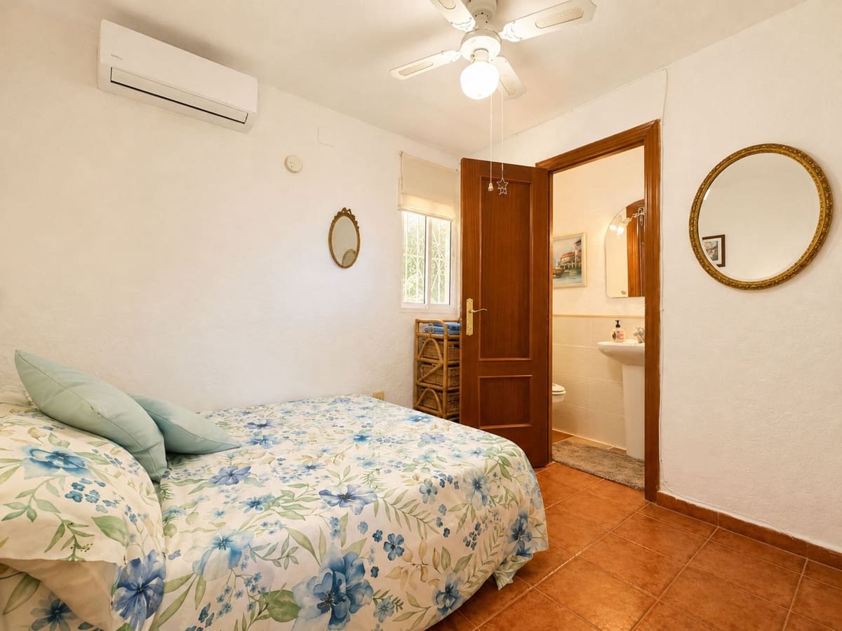 Chalet de 4 habitaciones en Mijas en venta con piscina garaje - 848.000 € (Ref: 10086603)