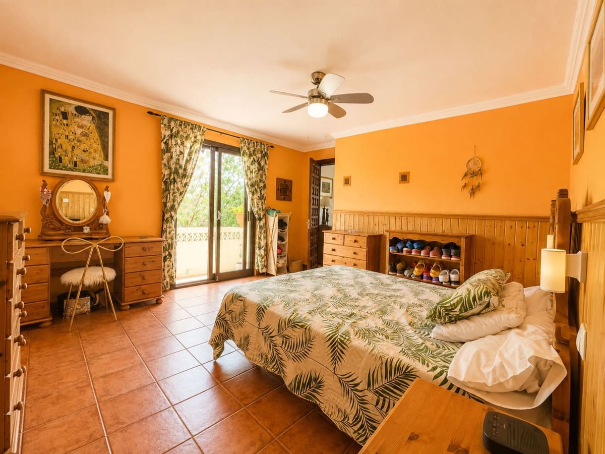 Chalet de 4 habitaciones en Mijas en venta con piscina garaje - 848.000 € (Ref: 10086603)