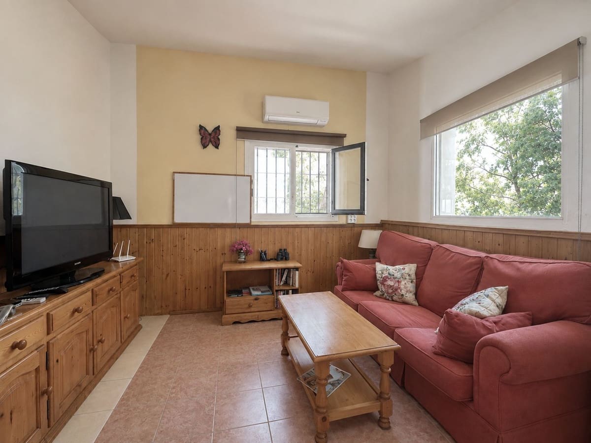 Chalet de 4 habitaciones en Mijas en venta con piscina garaje - 848.000 € (Ref: 10086603)