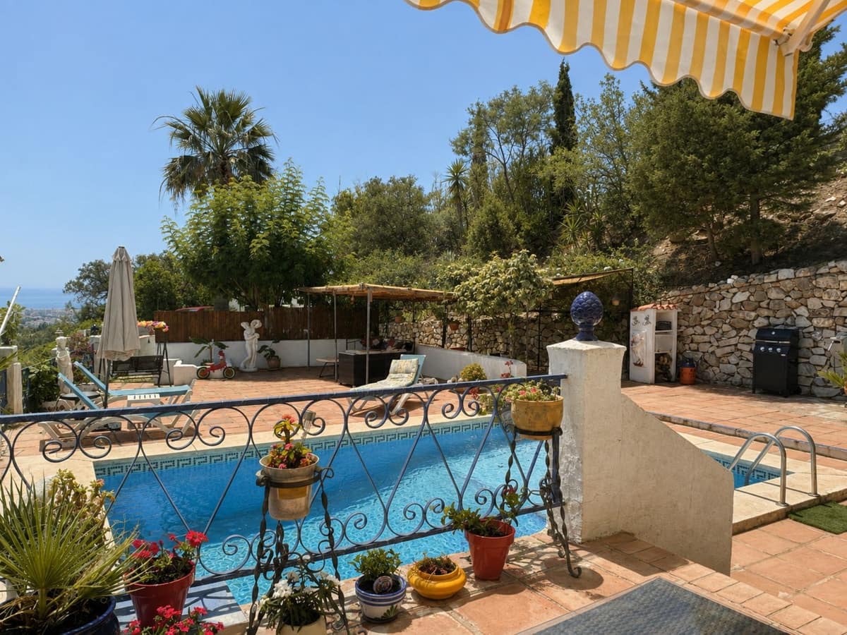 Chalet de 4 habitaciones en Mijas en venta con piscina garaje - 848.000 € (Ref: 10086603)