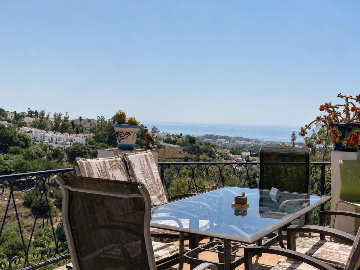 Chalet de 4 habitaciones en Mijas en venta con piscina garaje - 848.000 € (Ref: 10086603)