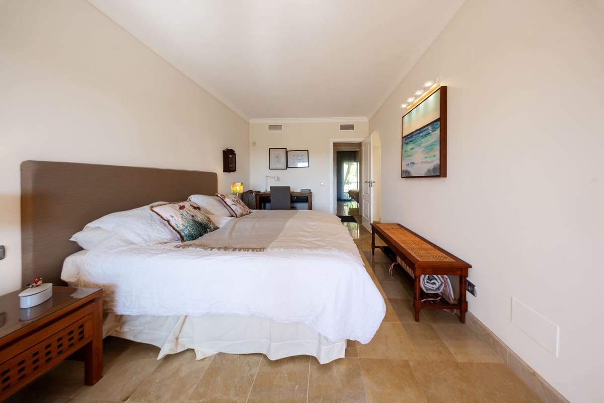 Apartamento de 2 habitaciones en Atalaya-Isdabe en venta con piscina garaje - 595.000 € (Ref: 10086605)