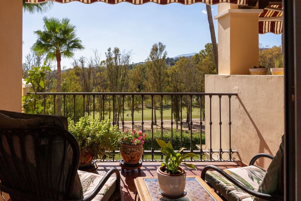 Apartamento de 2 habitaciones en Atalaya-Isdabe en venta con piscina garaje - 595.000 € (Ref: 10086605)