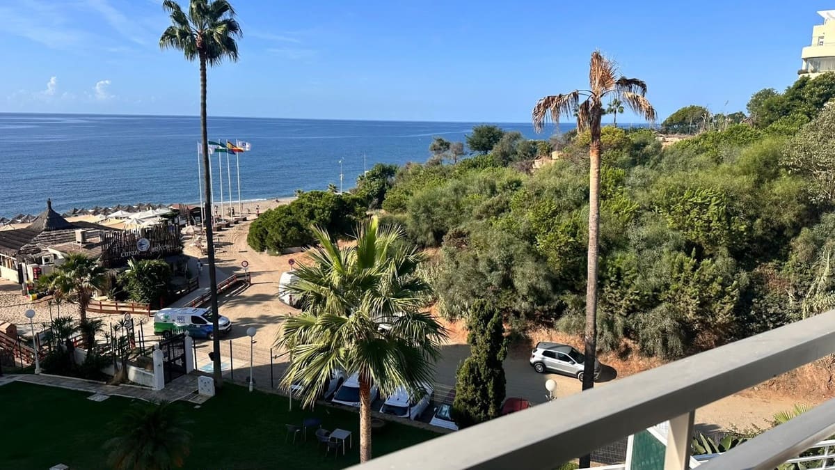 Studio for sale in Calahonda with pool - € 375,000 (Ref: 10088429)
