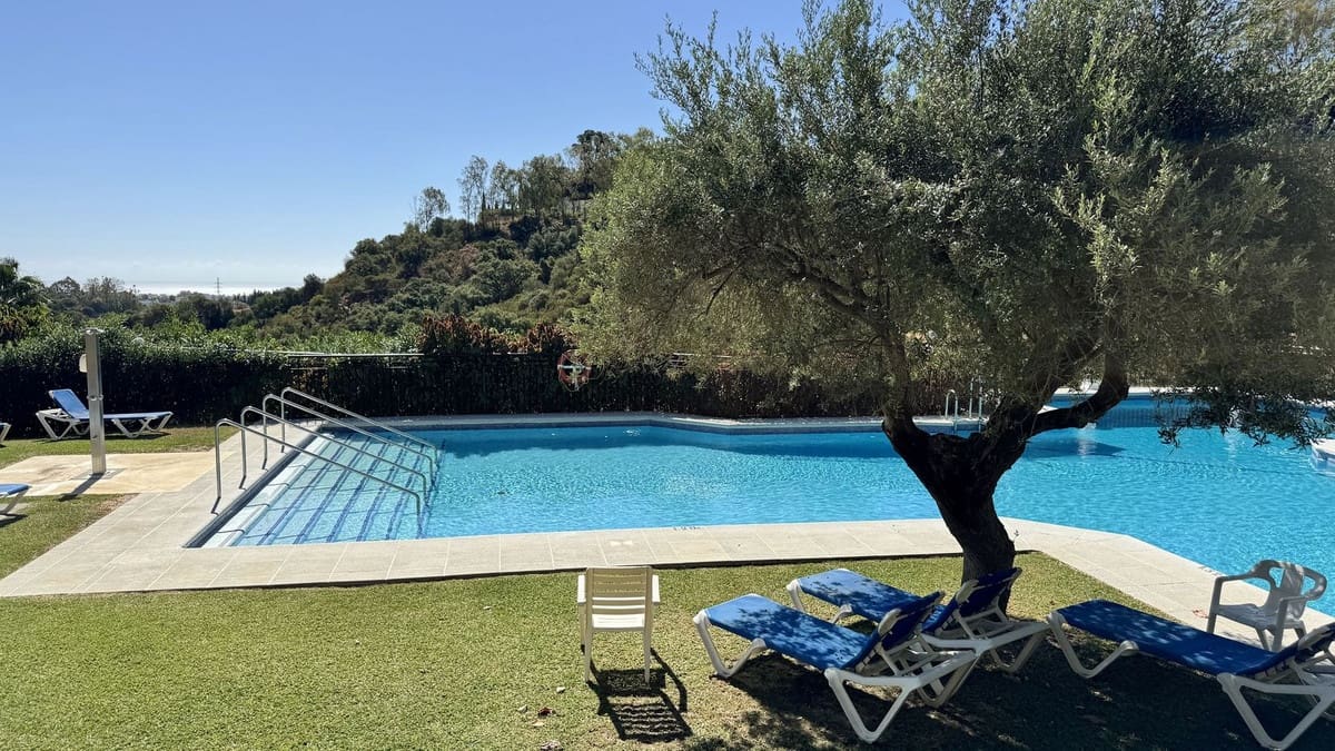 4 camera da letto Appartamento in vendita in Benahavis con piscina - 695.000 € (Rif: 10088431)