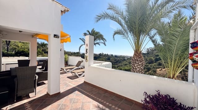 4 chambre Appartement à vendre à Benahavís avec piscine - 695 000 € (Ref: 10088431)