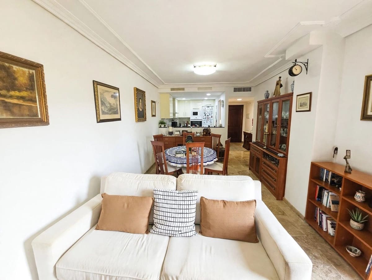 3 Zimmer Apartment zu verkaufen in Riviera del Sol mit Pool Garage - 450.000 € (Ref: 10088434)