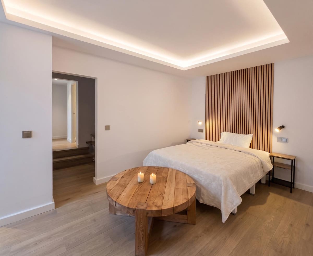 4 sypialnia Willa na sprzedaż w El Paraiso z basenem - 1 800 000 € (Ref: 10088437)