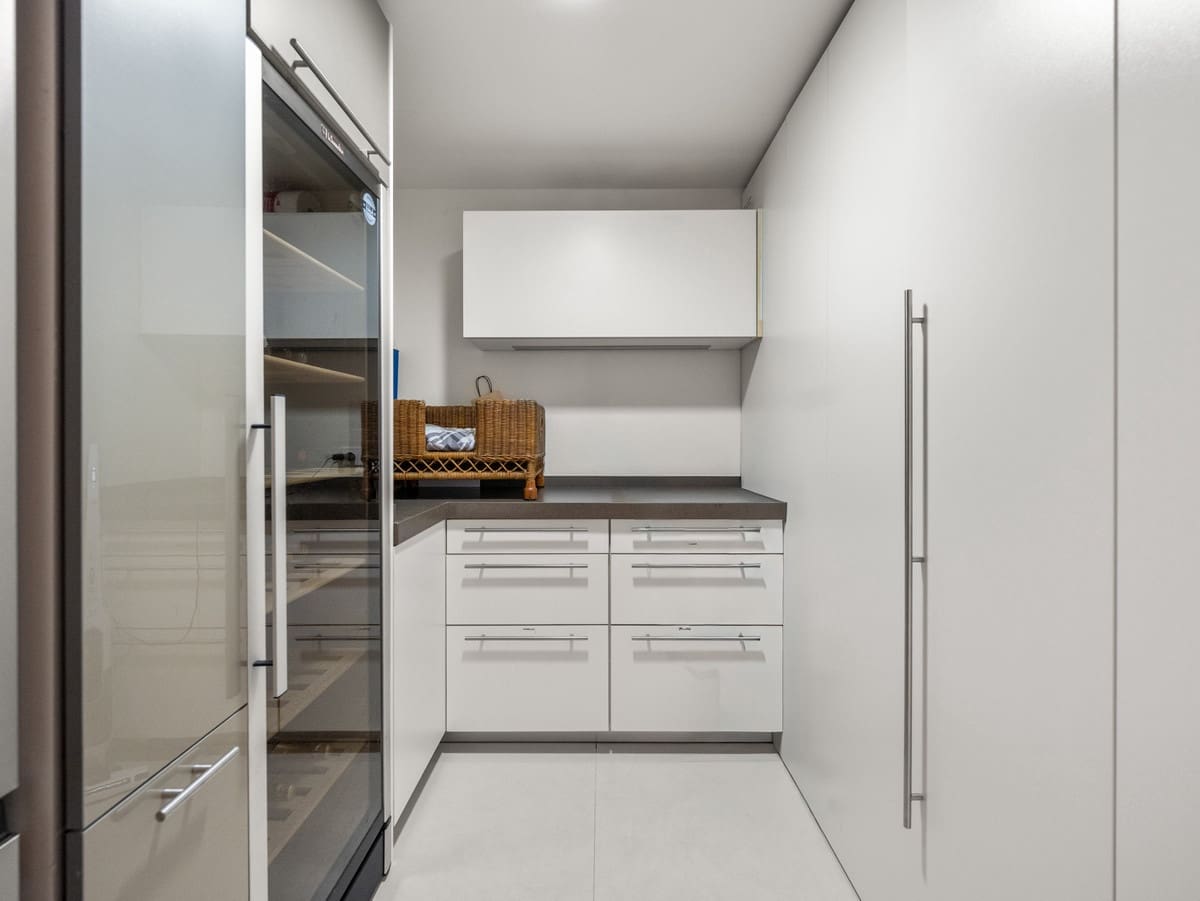 5 quarto Moradia para venda em Golden Mile com piscina - 3 250 000 € (Ref: 10094010)