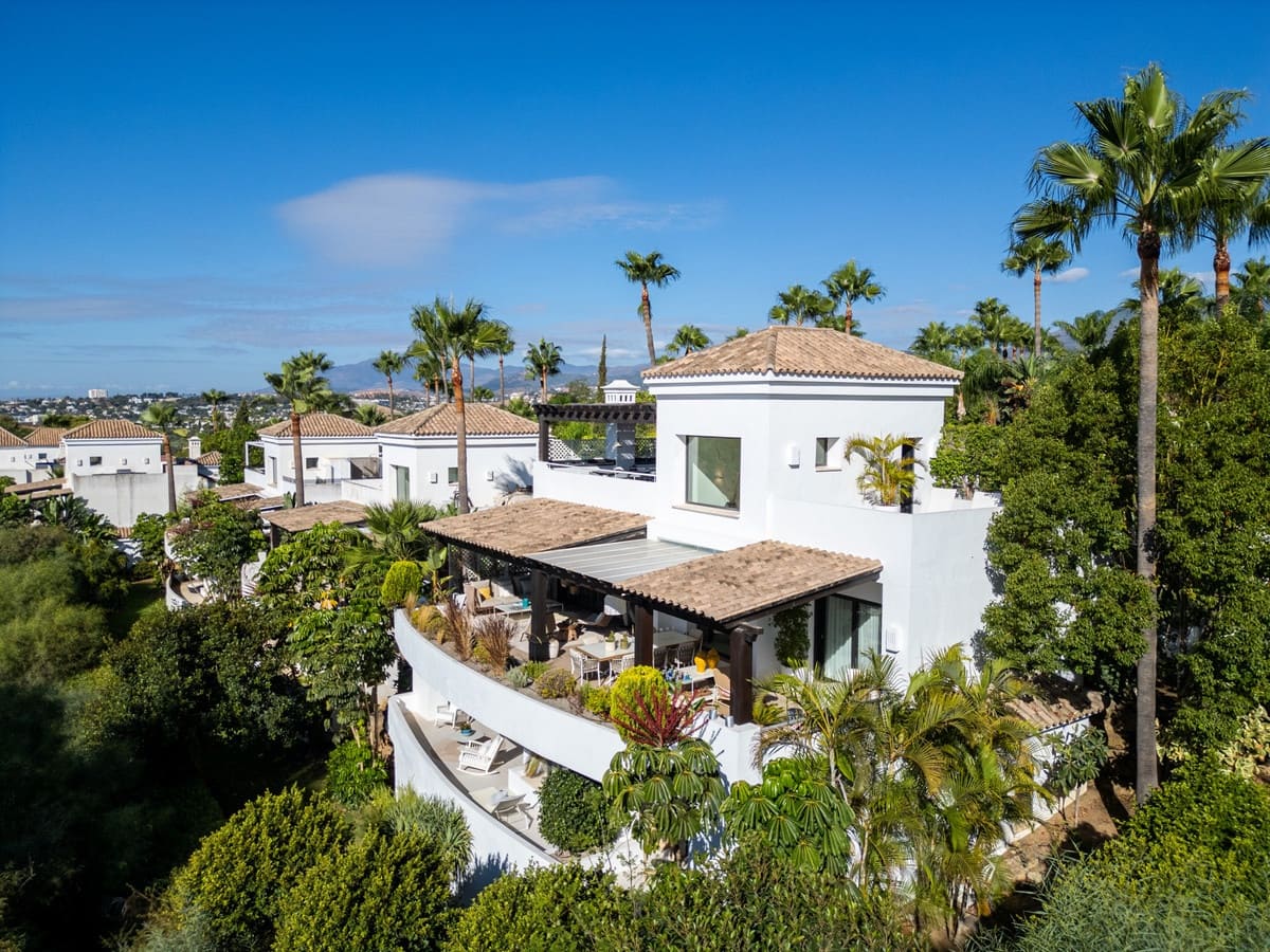 5 quarto Moradia para venda em Golden Mile com piscina - 3 250 000 € (Ref: 10094010)