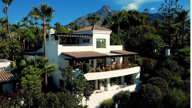 5 quarto Moradia para venda em Golden Mile, Marbella com piscina - 3 250 000 € (Ref: 10094010)