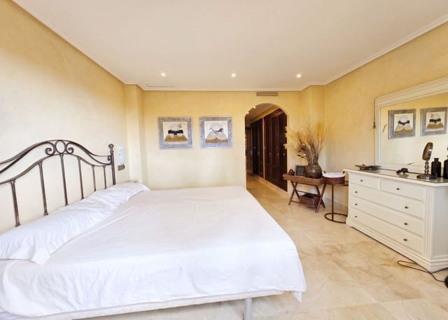 2 quarto Apartamento para venda em La Mairena, Ojen com piscina garagem - 445 000 € (Ref: 10094012)