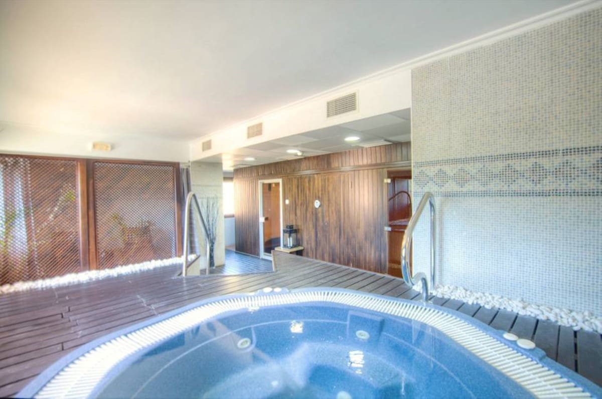 2 quarto Apartamento para venda em La Mairena com piscina garagem - 445 000 € (Ref: 10094012)