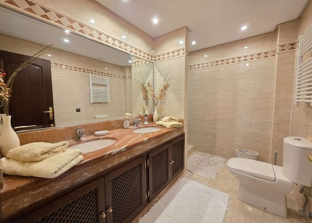 2 quarto Apartamento para venda em La Mairena, Ojen com piscina garagem - 445 000 € (Ref: 10094012)