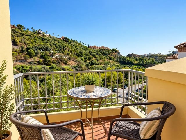3 soveværelse Lejlighed til salg i Los Arqueros, Benahavís med swimmingpool garage - € 475.000 (Ref: 10094016)