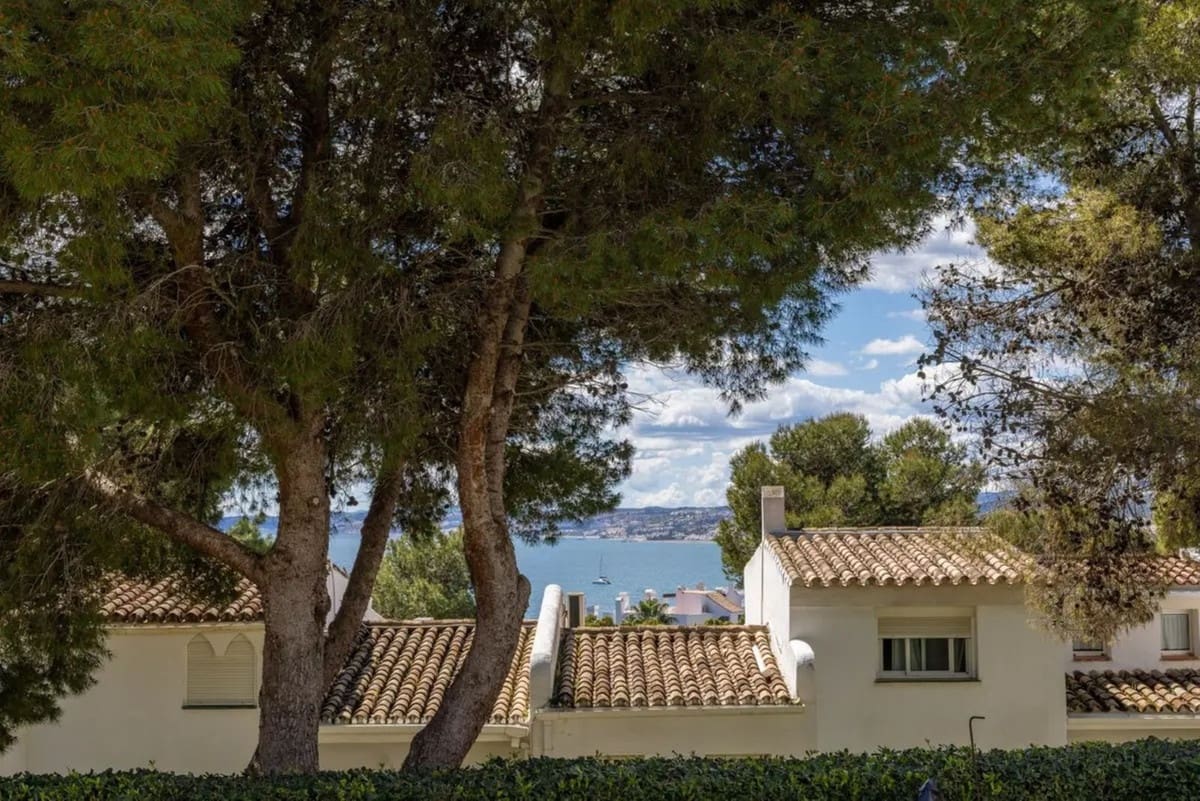 1 quarto Apartamento para venda em Estepona - 259 000 € (Ref: 10094017)