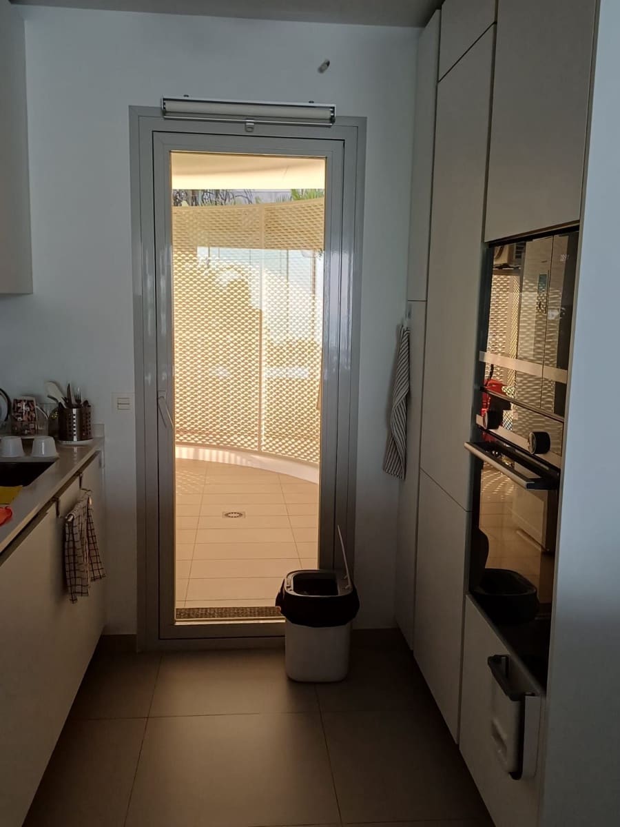 2 bedroom Apartment for sale in Benalmadena with pool garage - € 665,000 (Ref: 10094018)