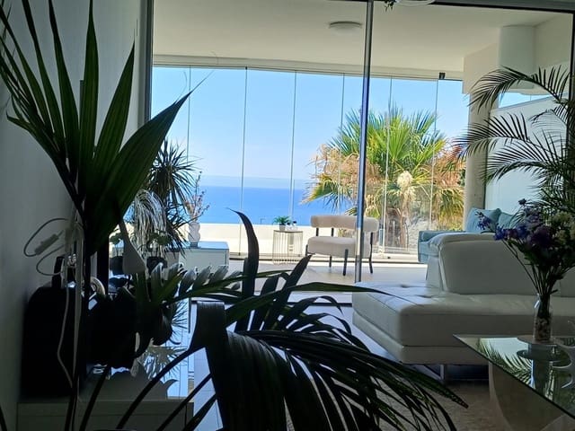 2 makuuhuone Huoneisto myytävänä paikassa Benalmádena mukana uima-altaan 
autotalli - 665 000 € (Ref: 10094018)