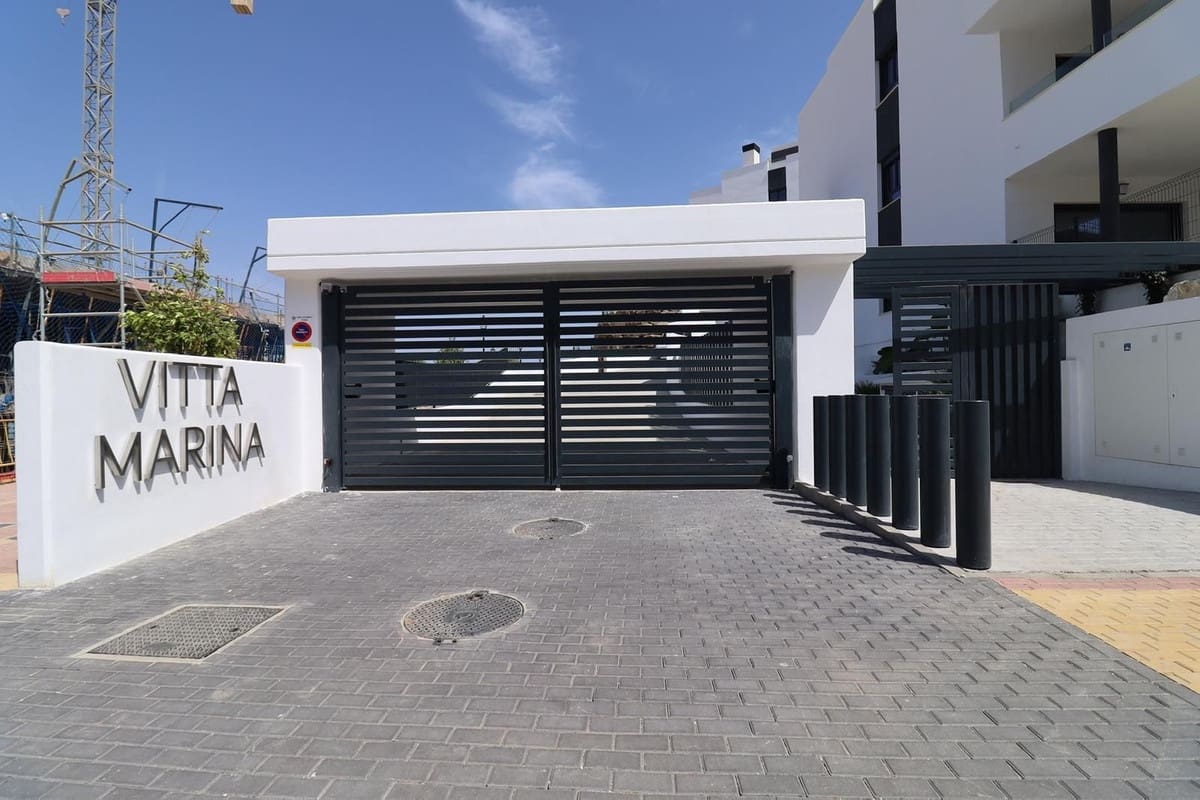 3 sypialnia Apartament na sprzedaż w El Chaparral z basenem garażem - 525 000 € (Ref: 10094019)