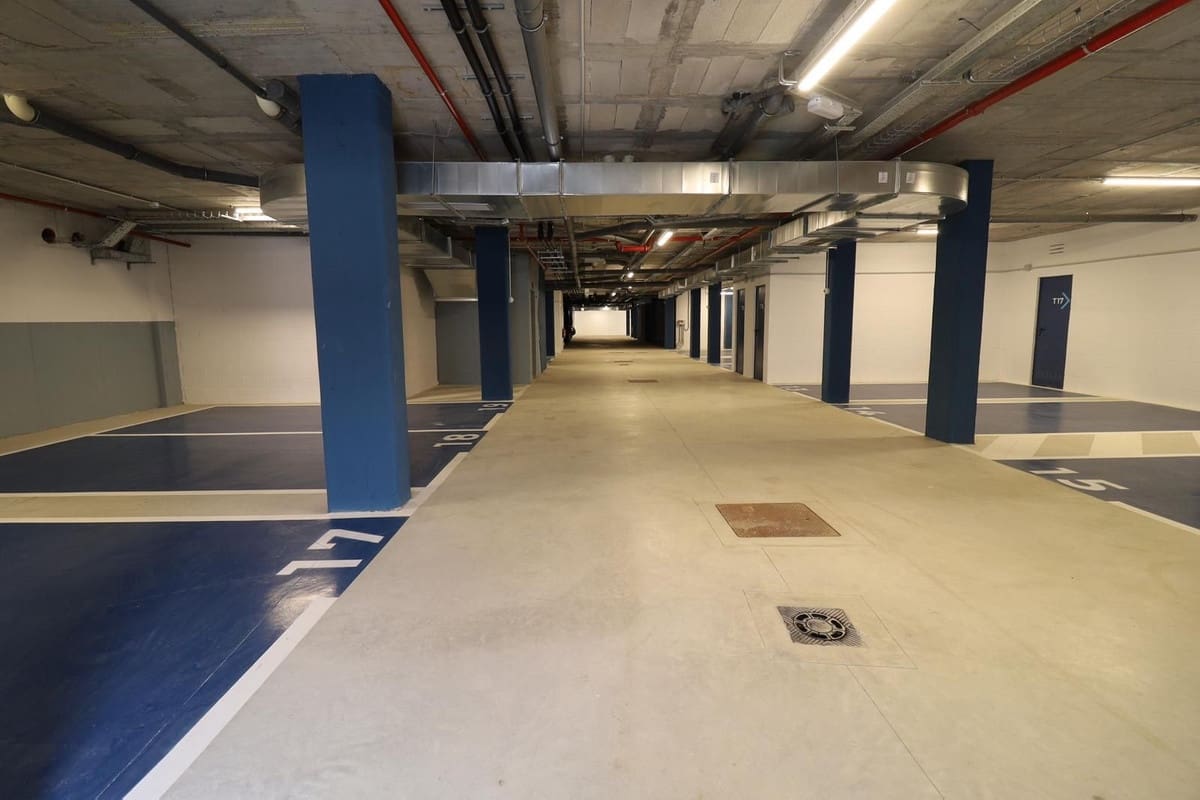 3 sypialnia Apartament na sprzedaż w El Chaparral z basenem garażem - 525 000 € (Ref: 10094019)