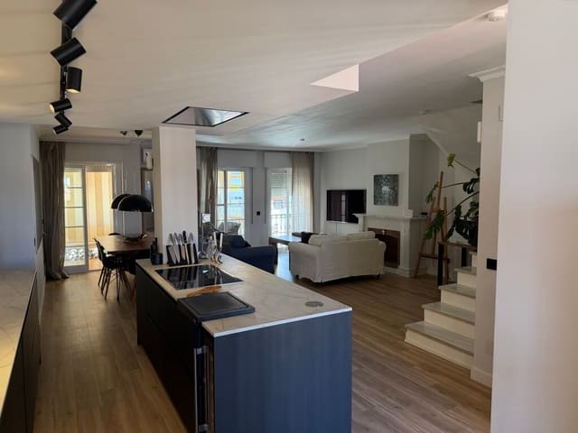 3 slaapkamer Appartement te koop in Fuengirola - € 420.000 (Ref: 10094021)