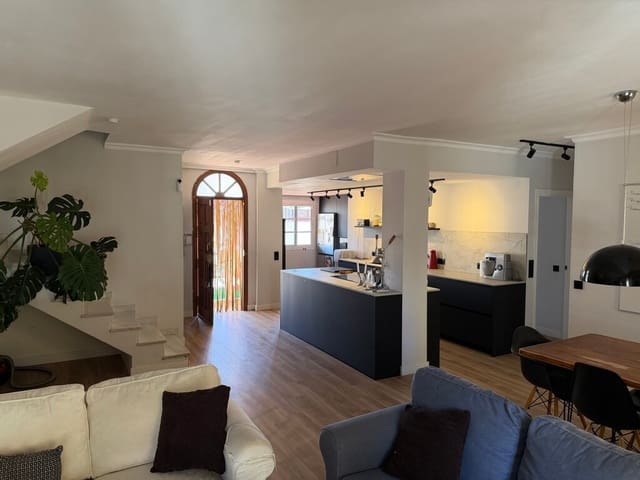 3 slaapkamer Appartement te koop in Fuengirola - € 420.000 (Ref: 10094021)