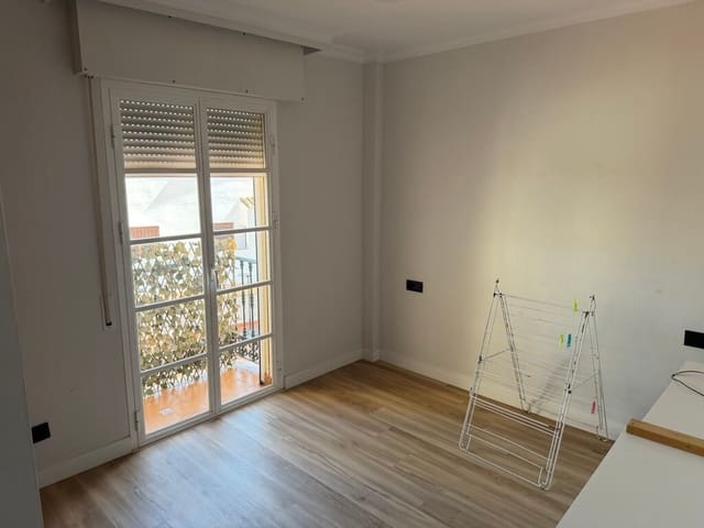 3 slaapkamer Appartement te koop in Fuengirola - € 420.000 (Ref: 10094021)