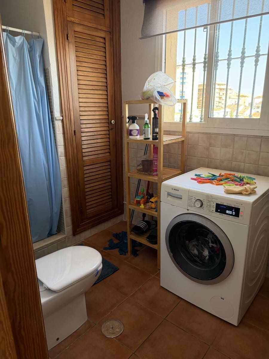 3 slaapkamer Appartement te koop in Fuengirola - € 420.000 (Ref: 10094021)