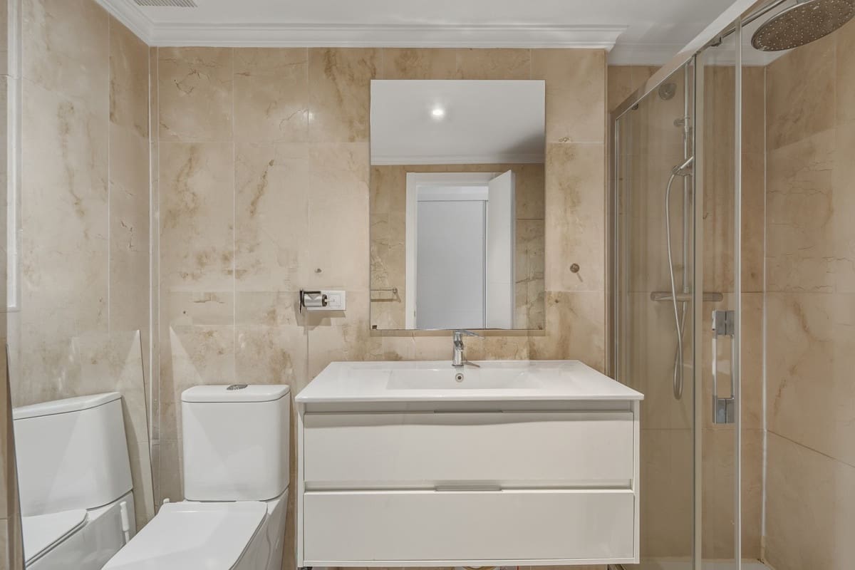 2 soveværelse Lejlighed til salg i San Pedro de Alcantara med swimmingpool garage - € 525.000 (Ref: 10094022)