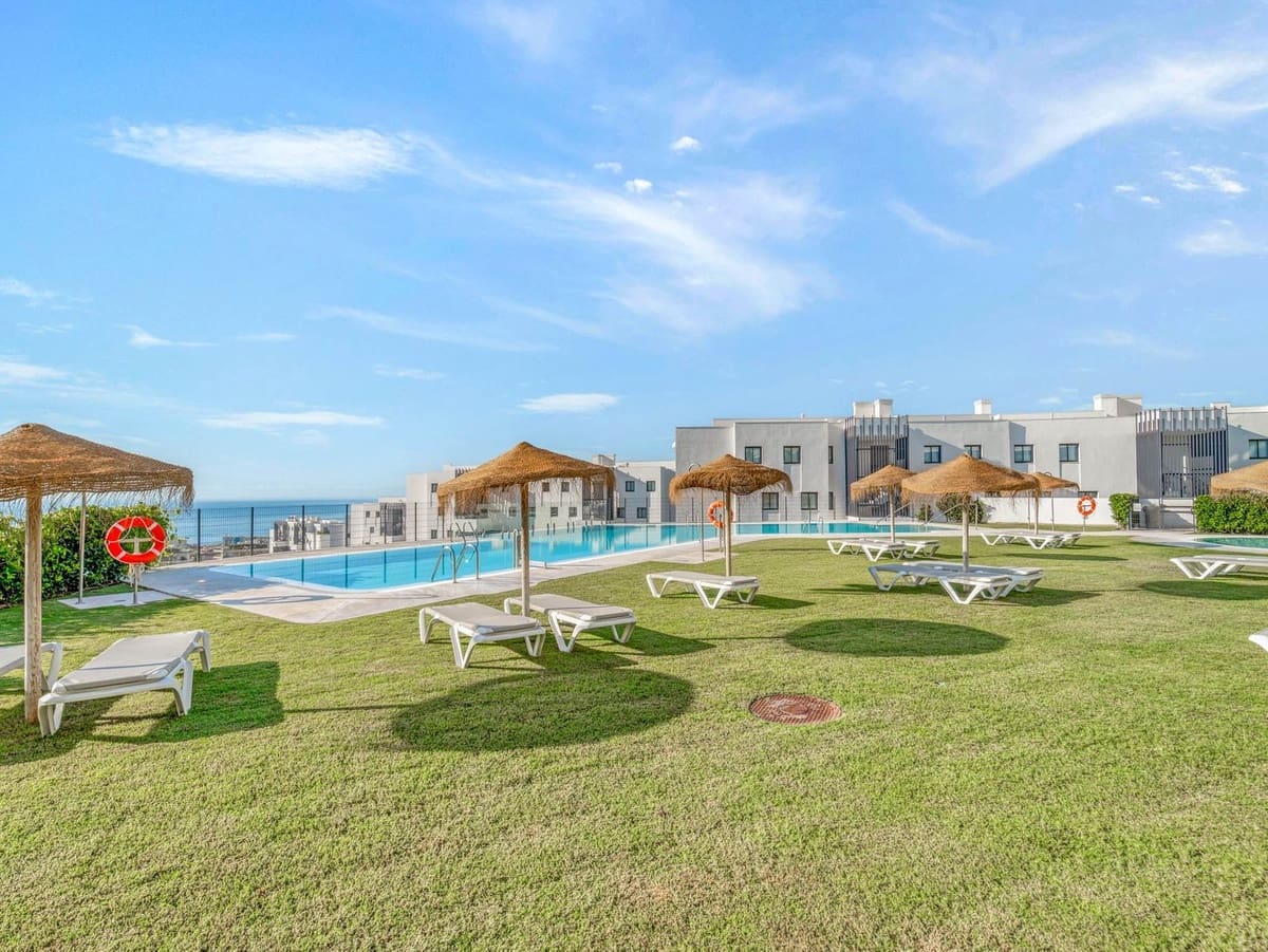 2 soveværelse Lejlighed til salg i Fuengirola med swimmingpool garage - € 650.000 (Ref: 10097274)