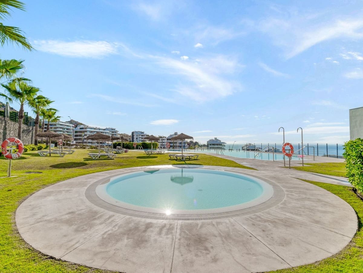 2 soveværelse Lejlighed til salg i Fuengirola med swimmingpool garage - € 650.000 (Ref: 10097274)