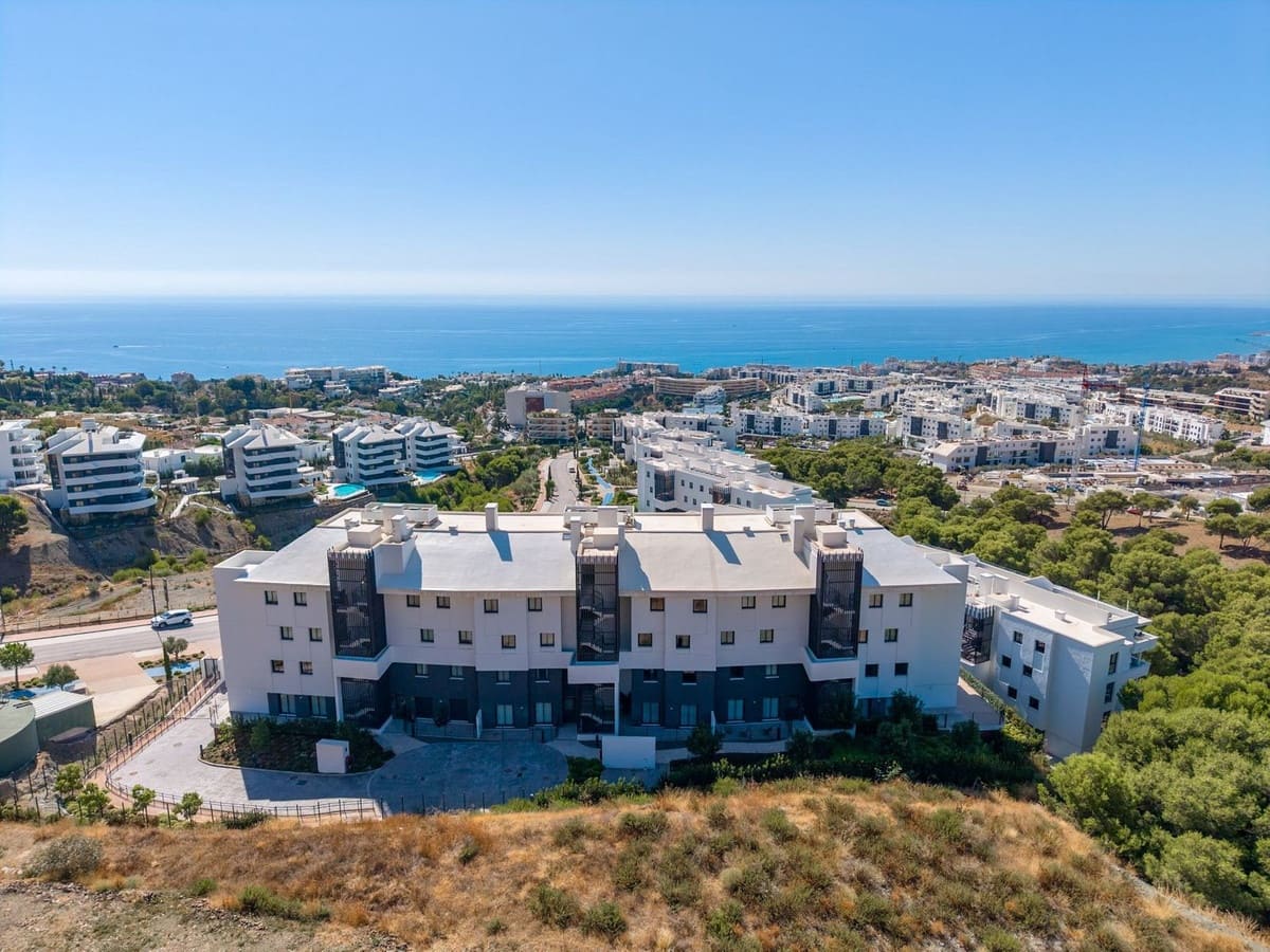 2 soveværelse Lejlighed til salg i Fuengirola med swimmingpool garage - € 650.000 (Ref: 10097274)