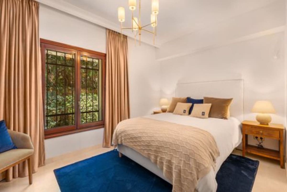 6 Zimmer Villa zu verkaufen in Golden Mile mit Pool Garage - 7.500.000 € (Ref: 10099008)