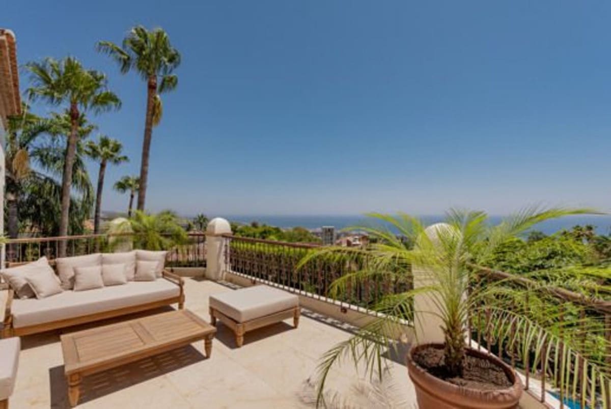 6 Zimmer Villa zu verkaufen in Golden Mile mit Pool Garage - 7.500.000 € (Ref: 10099008)