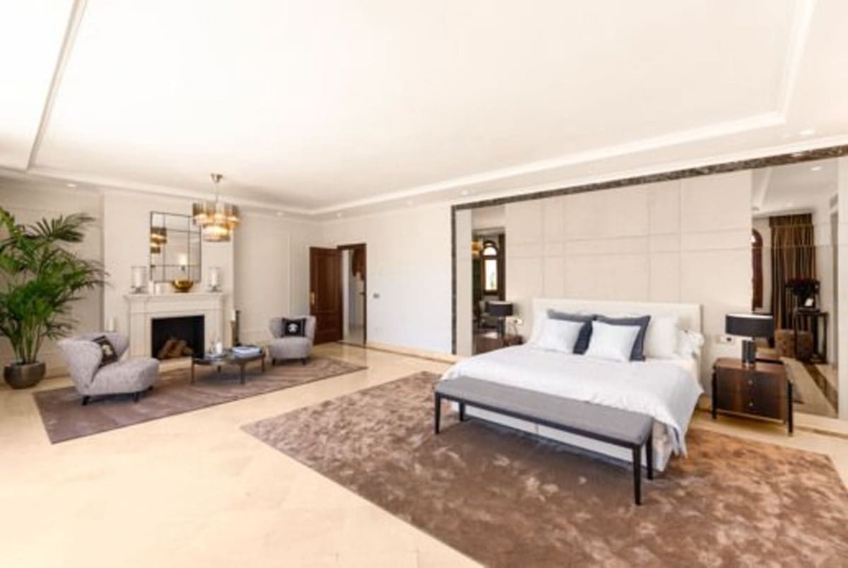 6 Zimmer Villa zu verkaufen in Golden Mile mit Pool Garage - 7.500.000 € (Ref: 10099008)