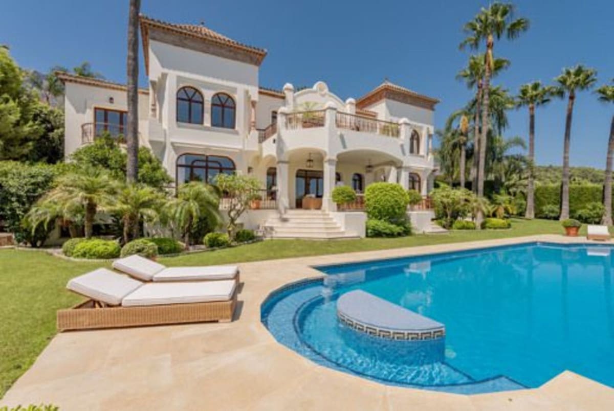 6 Zimmer Villa zu verkaufen in Golden Mile mit Pool Garage - 7.500.000 € (Ref: 10099008)