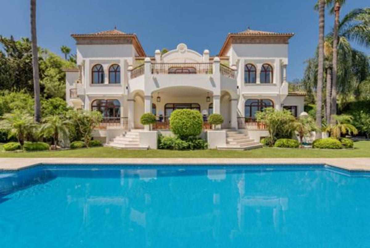 6 Zimmer Villa zu verkaufen in Golden Mile mit Pool Garage - 7.500.000 € (Ref: 10099008)