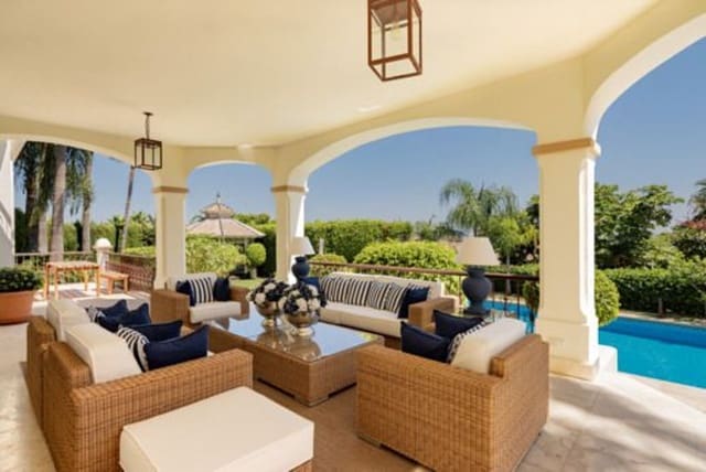 6 slaapkamer Villa te koop in Sierra Blanca, Marbella met zwembad garage - € 7.500.000 (Ref: 10099008)