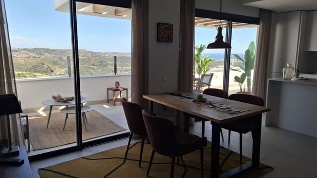 2 soveværelse Lejlighed til salg i La Cala de Mijas, Mijas med swimmingpool garage - € 695.000 (Ref: 10099603)