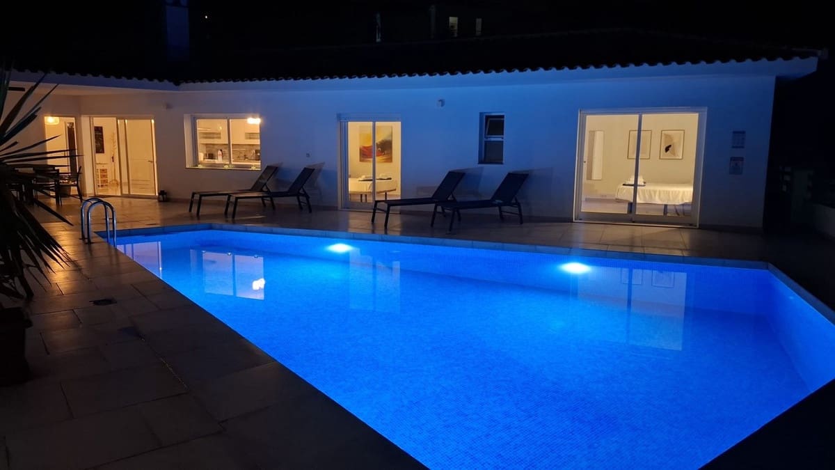 5 bedroom Villa for sale in Mijas Costa with pool garage - € 1,339,000 (Ref: 10099606)