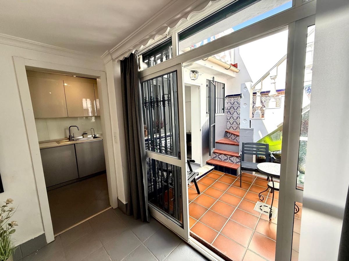 3 Zimmer Doppelhaus zu verkaufen in Fuengirola mit Pool - 435.000 € (Ref: 10099608)