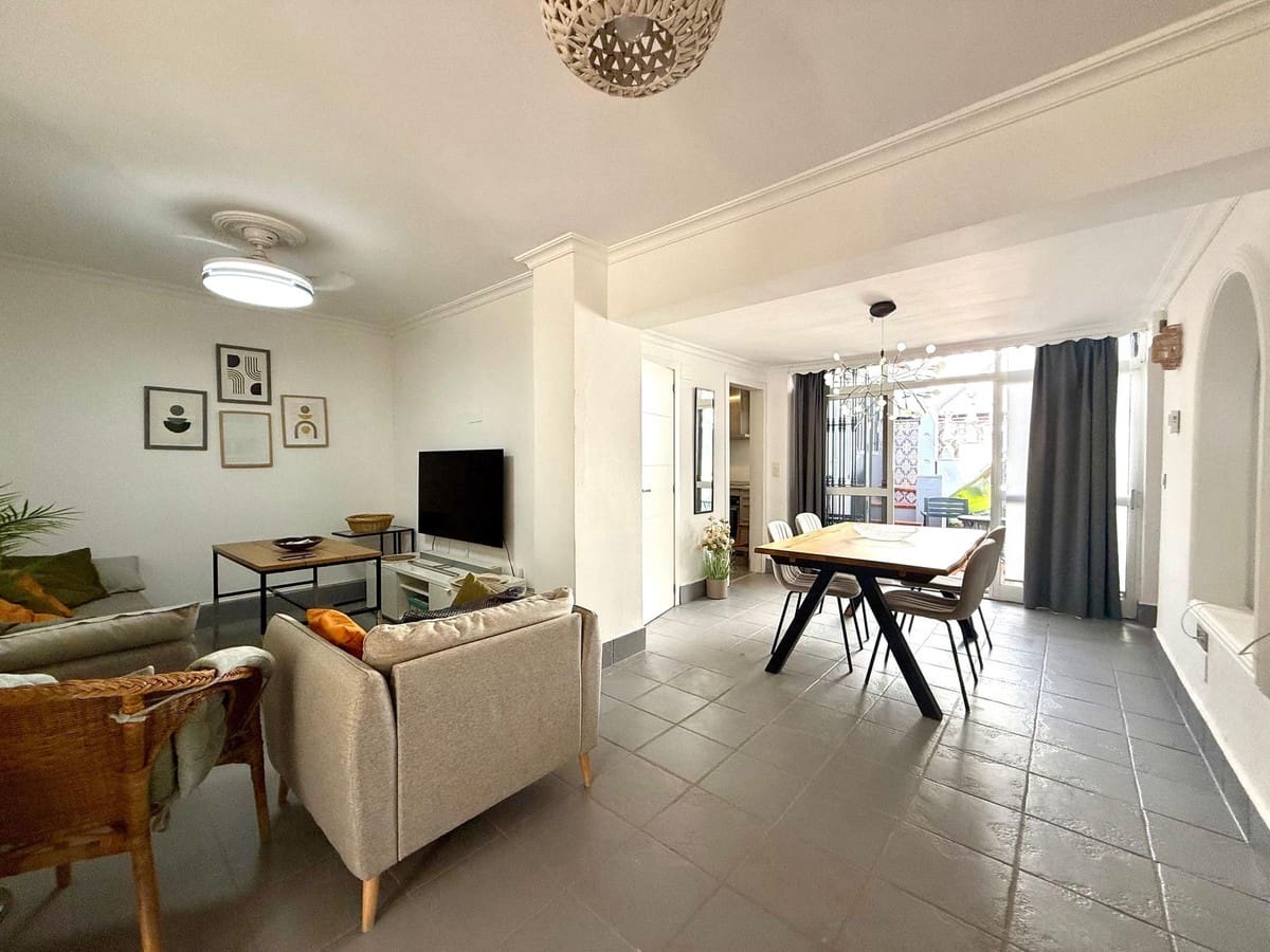 3 Zimmer Doppelhaus zu verkaufen in Fuengirola mit Pool - 435.000 € (Ref: 10099608)