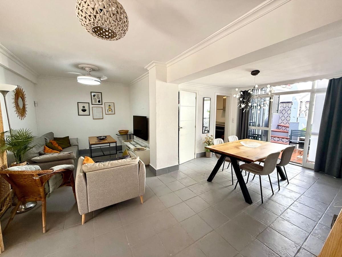 3 Zimmer Doppelhaus zu verkaufen in Fuengirola mit Pool - 435.000 € (Ref: 10099608)