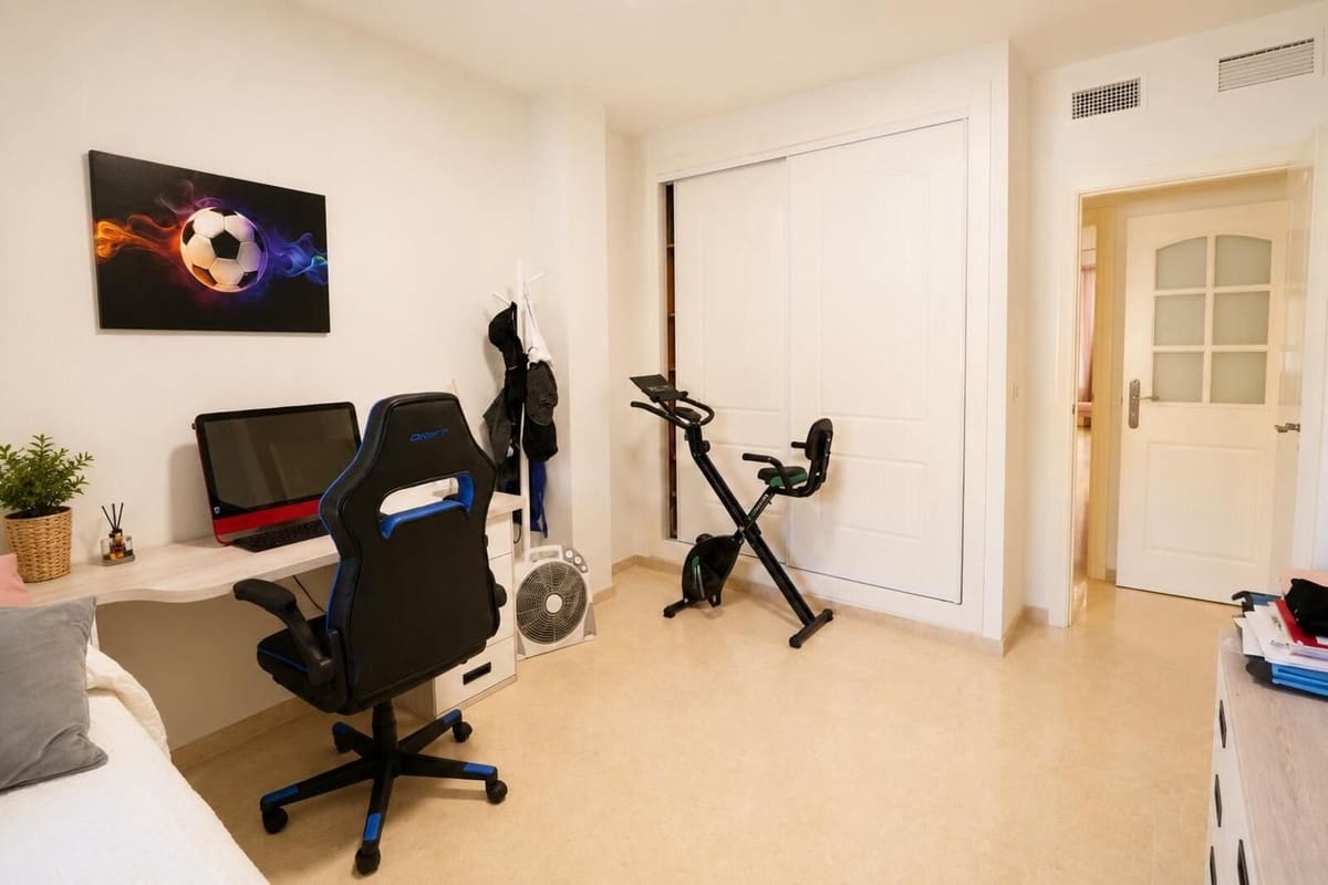 2 Zimmer Apartment zu verkaufen in Elviria mit Pool Garage - 419.000 € (Ref: 10101308)